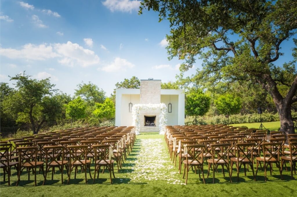 The Arlo wedding ceremony location in Austin TX.